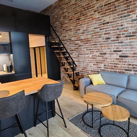 Apartament Loft Studio Airport Blisko Lotniska Zarembowicza Lotnisko Wroclaw Luaran gambar