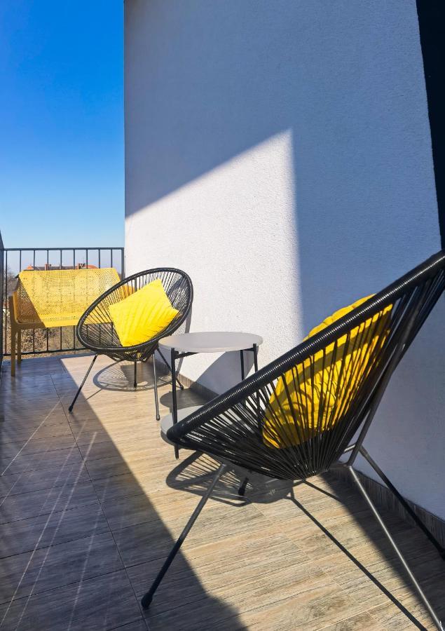 Apartament Loft Studio Airport Blisko Lotniska Zarembowicza Lotnisko Wroclaw Luaran gambar